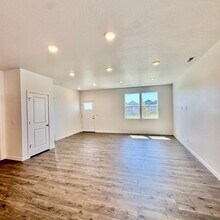 5133 E Norma Ave in Post Falls, ID - Building Photo - Building Photo