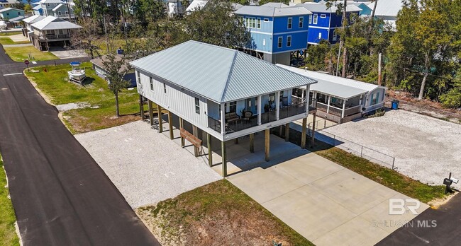 5665 Armadillo Ave in Orange Beach, AL - Building Photo - Building Photo