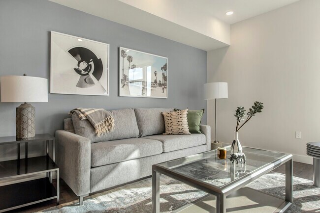 3000 S Alaska St-Unit -311 in Seattle, WA - Building Photo - Building Photo