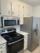 434 S Lincoln Way, Unit #1 in Galt, CA - Foto de edificio - Building Photo