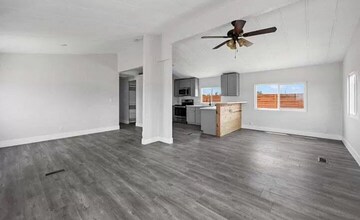 1266 Cambria Ave in Yucca Valley, CA - Building Photo - Building Photo