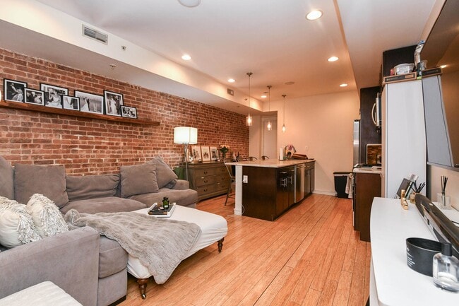 property at 812 Washington St