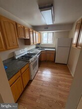 11384 Cherry Hill Rd in Beltsville, MD - Building Photo - Building Photo