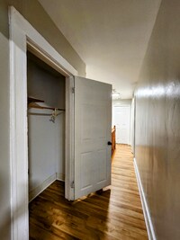 3811 Hayward Ave photo'