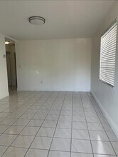 1783 NW 16th St in Miami, FL - Building Photo - Building Photo