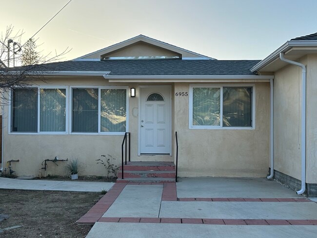 property at 6955 Calhoun Ave