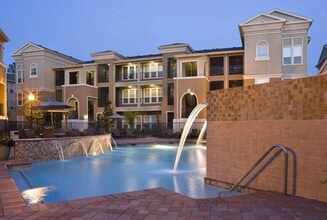 Kings Cove in Kingwood, TX - Building Photo - Building Photo