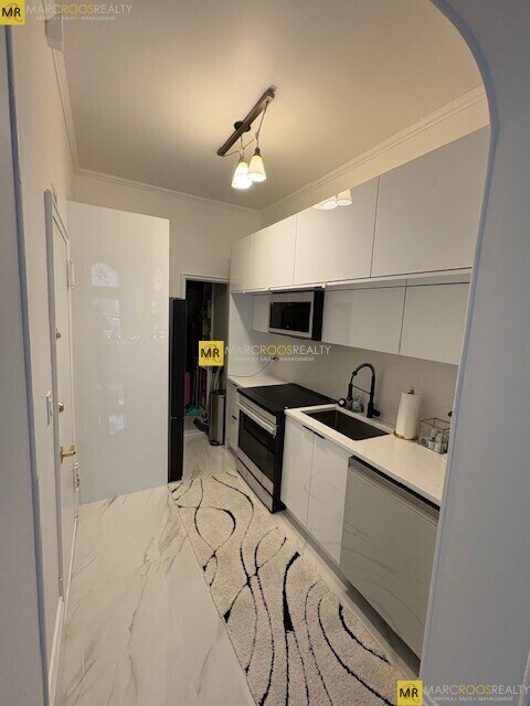 271 Dartmouth St, Unit 1G in Boston, MA - Building Photo - Building Photo