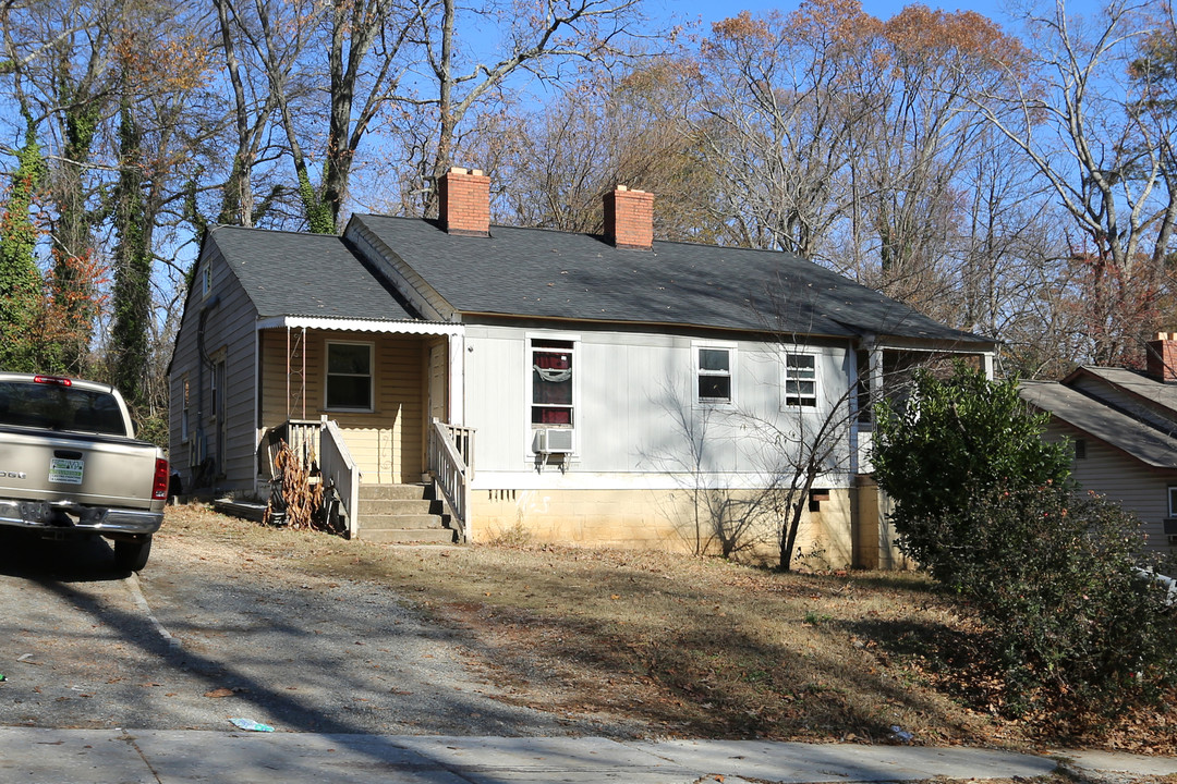 69-71 Gramling St SE in Marietta, GA - Building Photo