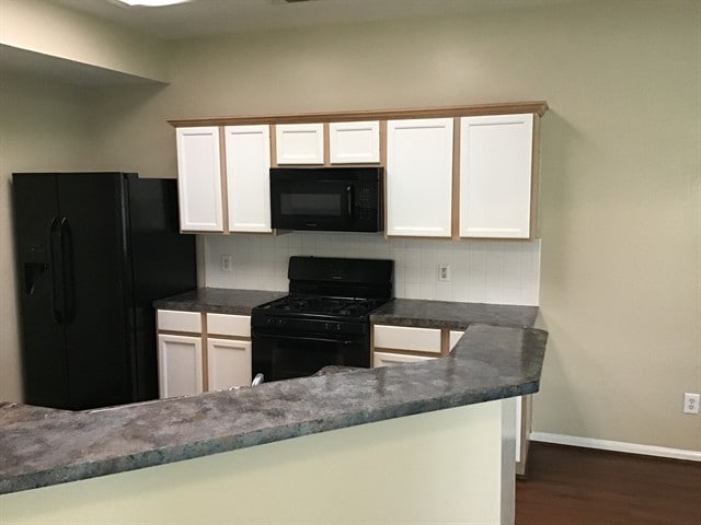 1805 Manor Cir in Rosenberg, TX - Foto de edificio - Building Photo