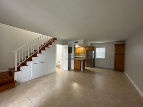 200 Blanchard Street LLC in Wilton Manors, FL - Building Photo - Building Photo