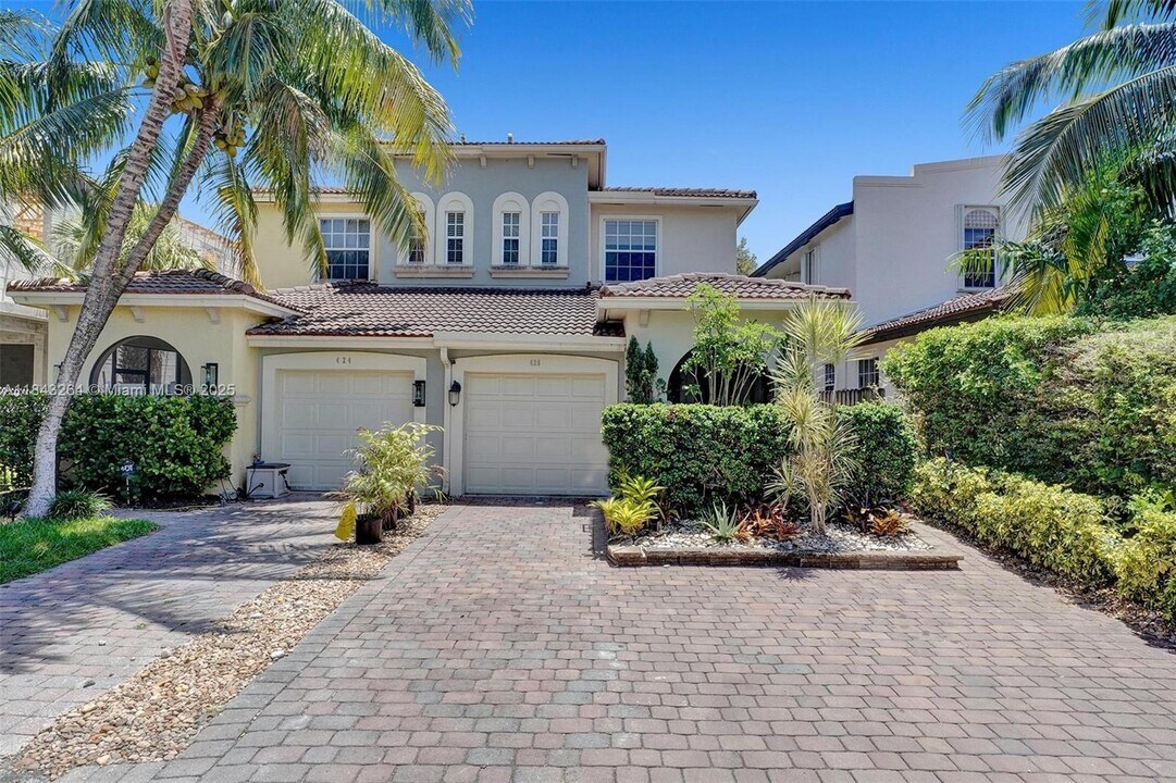 426 SW 9th St in Fort Lauderdale, FL - Building Photo