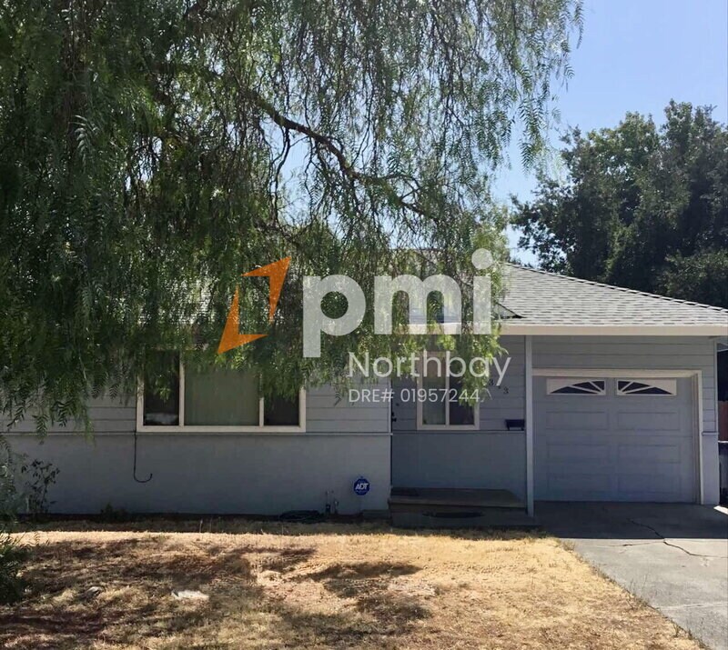 313 E Bell Ave in Fairfield, CA - Building Photo