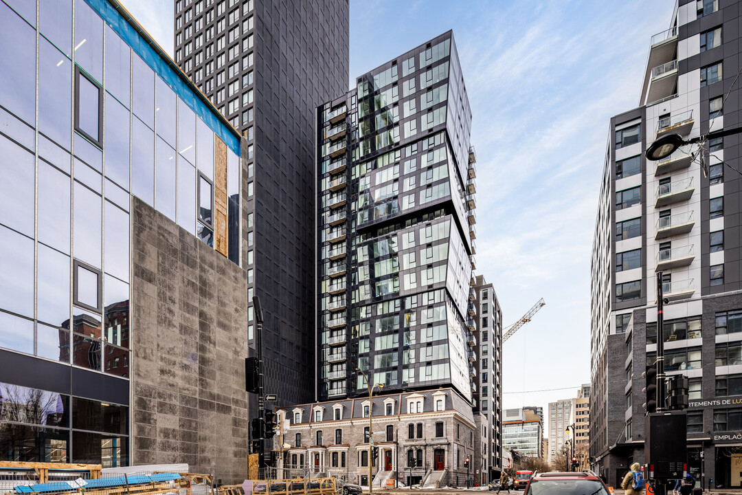 ENTICY CONDOS in Montréal, QC - Building Photo