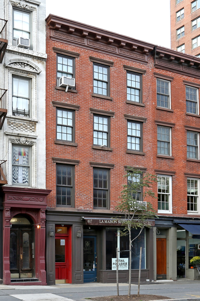 617 Hudson St in New York, NY - Building Photo - Building Photo