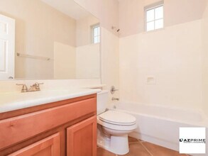 21004 W Edith Way in Buckeye, AZ - Building Photo - Building Photo