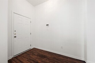 18513 Silent Water Way in Pflugerville, TX - Building Photo - Building Photo