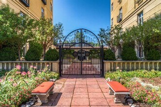 25 N Downing St in Denver, CO - Building Photo - Building Photo