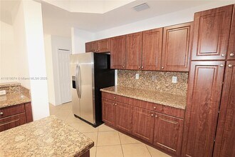 3001 SW 156th Ave in Miami, FL - Building Photo - Building Photo