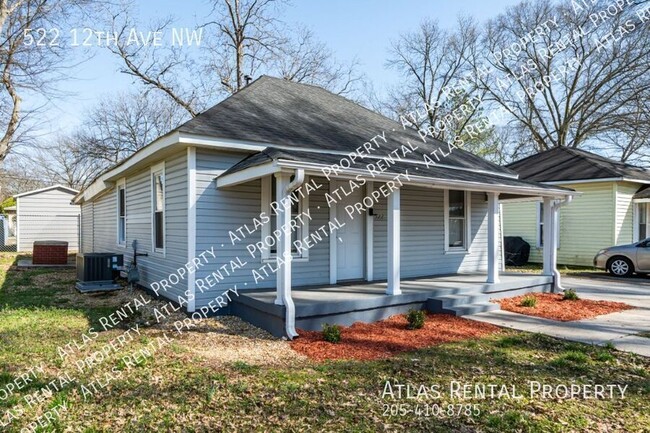 522 12th Ave NW in Decatur, AL - Foto de edificio - Building Photo