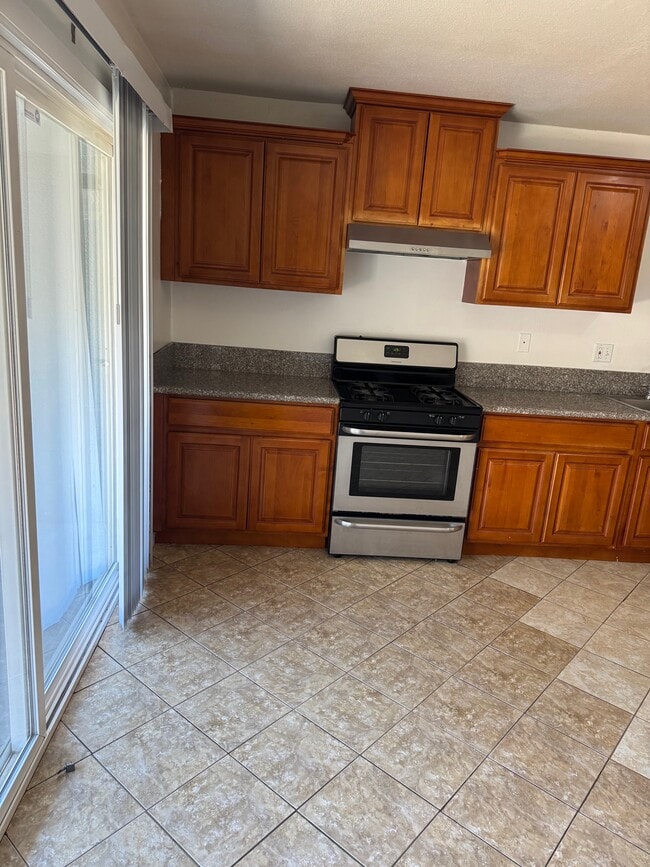 5131 Merle St in Ontario, CA - Building Photo - Building Photo