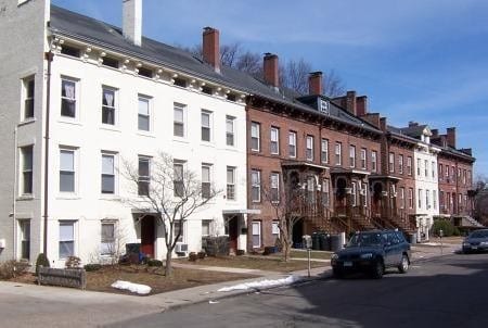 90-106 York Sq Pl in New Haven, CT - Building Photo