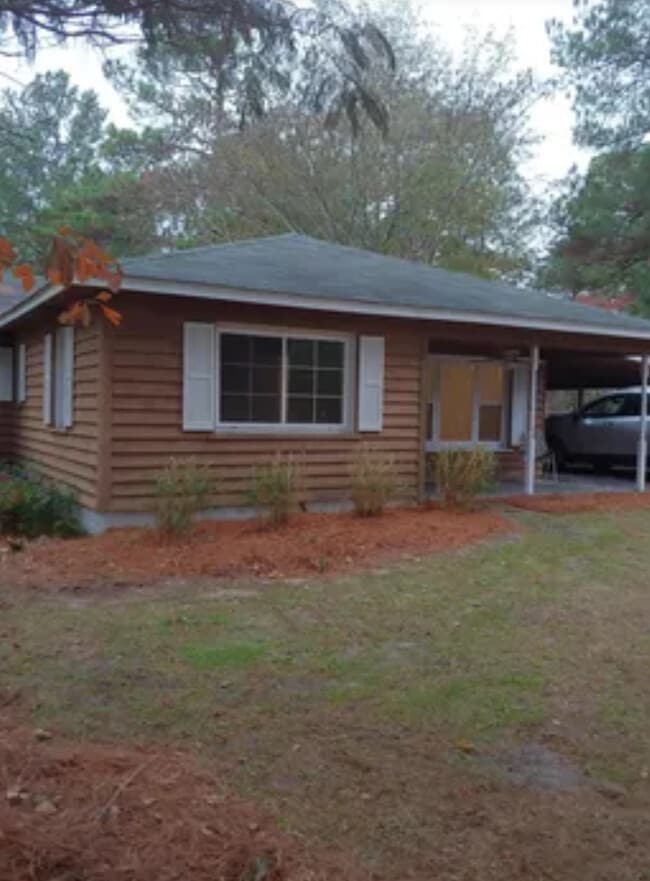 property at 2185 Foxfire Rd