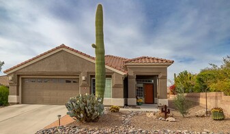 5138 W Desert Eagle Cir in Marana, AZ - Building Photo