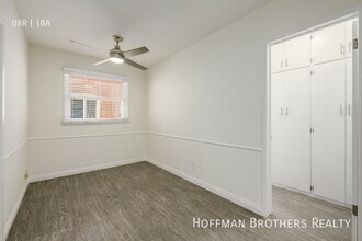 2001 Beachwood Dr in Los Angeles, CA - Foto de edificio - Building Photo