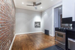 LeRoy Street in New York, NY - Building Photo