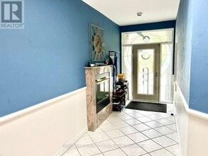 4 Hyfan Ct in Toronto, ON - Building Photo - Building Photo