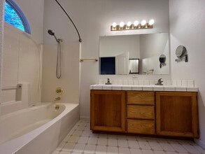 1146 Vista Dr in Eureka, CA - Building Photo - Building Photo