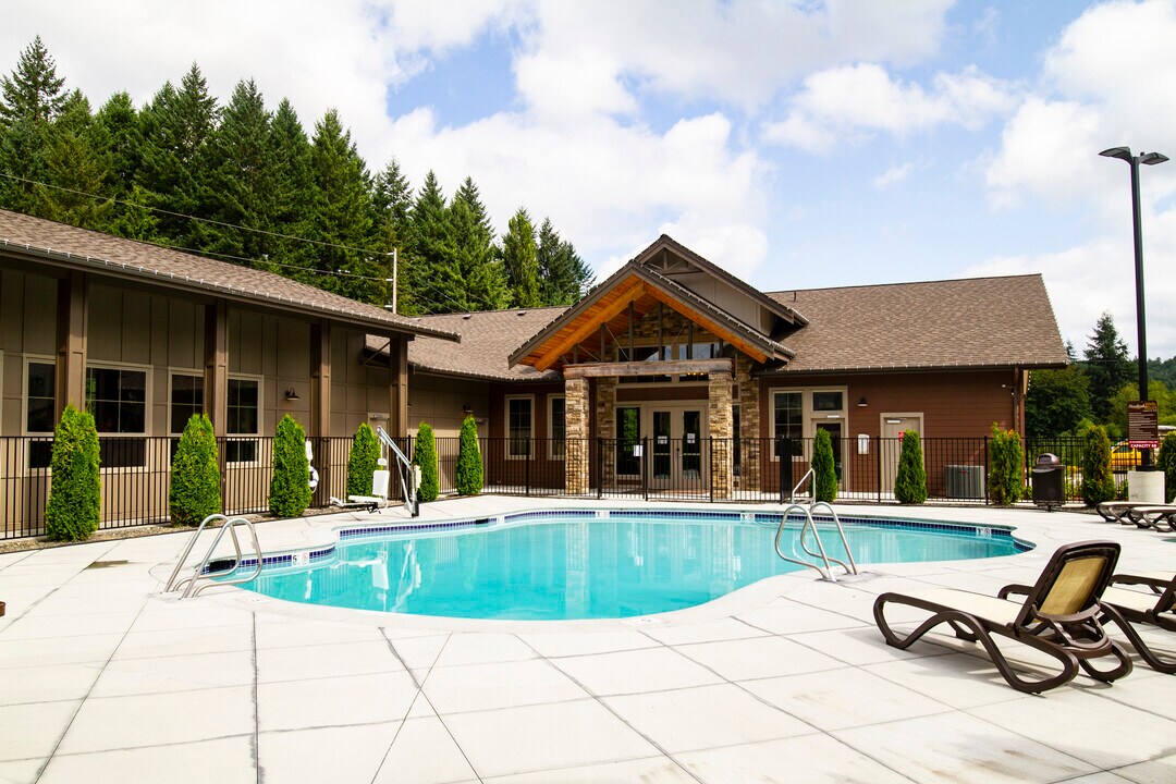 Stonebrook Apartments and Townhomes in Tumwater, WA - Foto de edificio