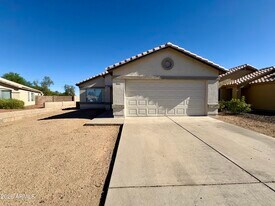 10849 W Monterosa St in Phoenix, AZ - Building Photo