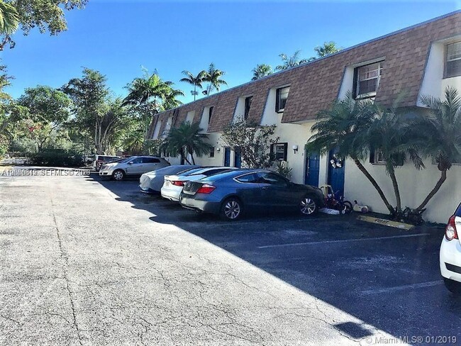 property at 15385 S Dixie Hwy