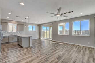 8586 Felker St in Las Vegas, NV - Building Photo - Building Photo