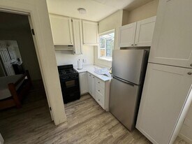 1749 Santa Barbara Ave in San Luis Obispo, CA - Building Photo