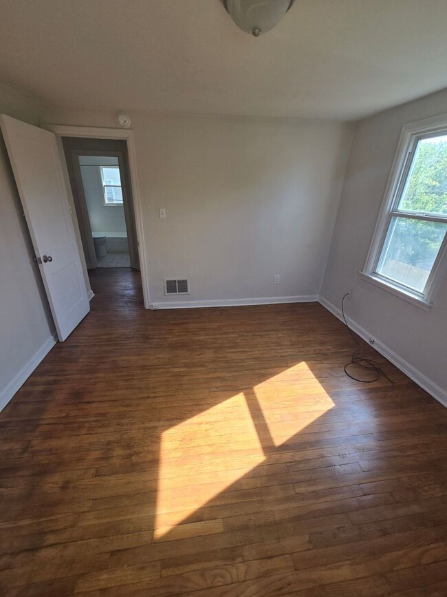 property at 2703-2705-2705 Eakin Rd