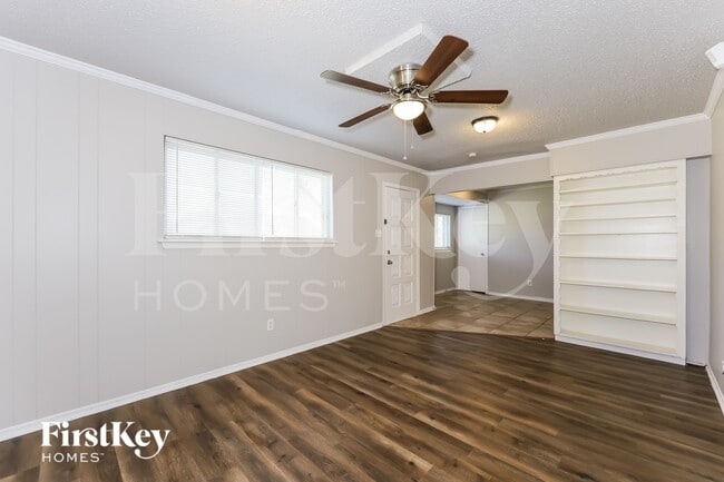 2907 E Mitchell St in Arlington, TX - Building Photo - Building Photo