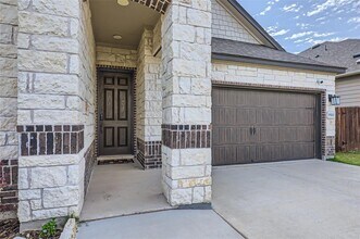 1920 Tigs Trl in Leander, TX - Building Photo - Building Photo