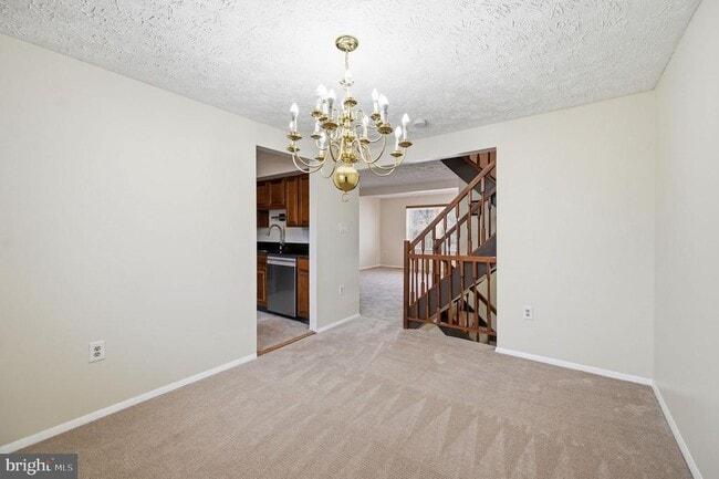 5831 Rock Forest Ct in Centreville, VA - Building Photo - Building Photo