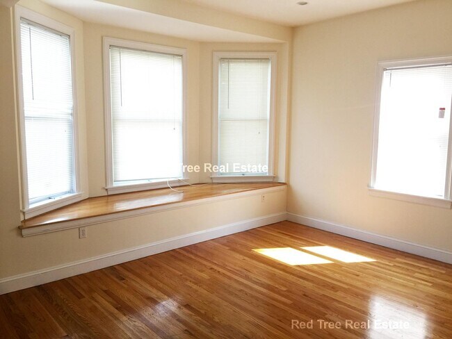 property at 9 Gardner St