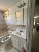 116 W 17th St in Hialeah, FL - Building Photo - Building Photo