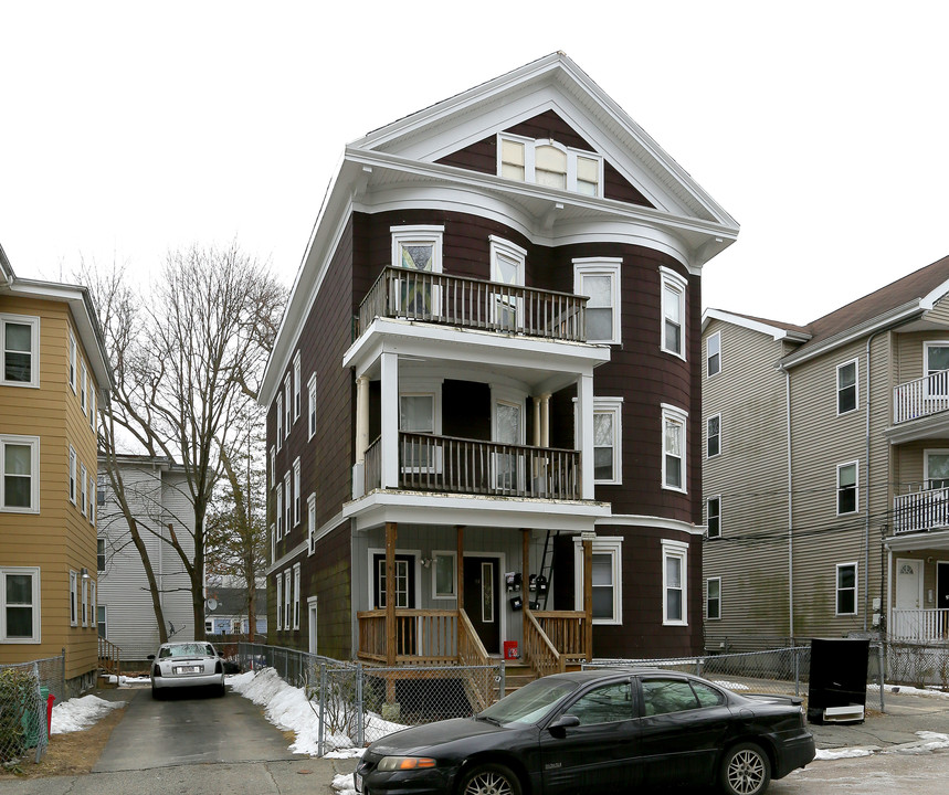 6-8 Carleton St in Brockton, MA - Building Photo