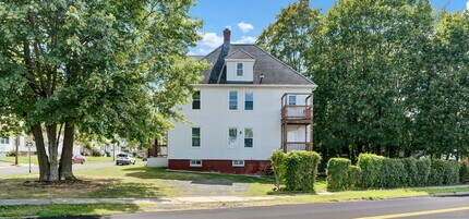 70 Cottage Pl in New Britain, CT - Building Photo - Building Photo