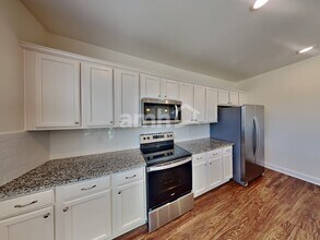 2012 Bennett Dr in Lebanon, TN - Building Photo - Building Photo