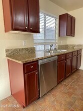 1702 E Blackhawk Dr in Phoenix, AZ - Building Photo - Building Photo