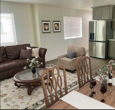 1033 S Montebello Blvd in Montebello, CA - Building Photo - Building Photo