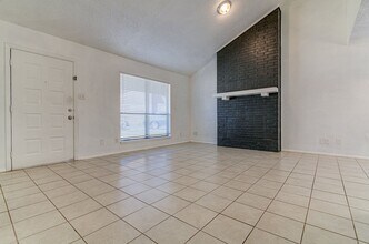 1202 Westcott Dr in Round Rock, TX - Building Photo - Building Photo