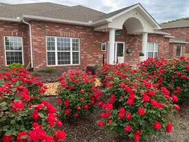 White Oak Apartments